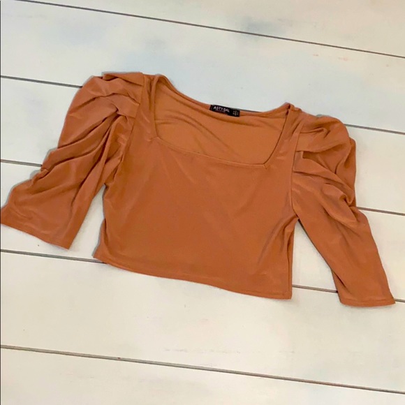 Nasty Gal Tops - Nasty Gal Puff Sleeve Crop Top